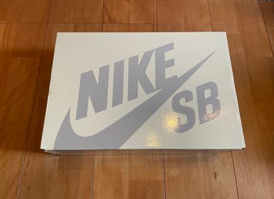 The Wizard of Oz × Nike SB Dunk Low "Poppy Field"