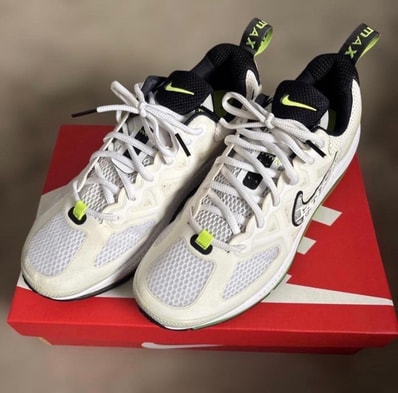 NIKE AIR MAX GENOME "WHITE/VOLT"