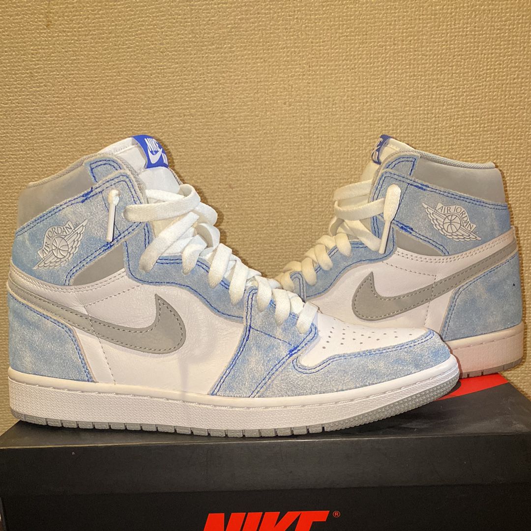Nike Air Jordan 1 High OG "Hyper Royal"