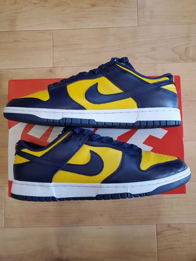 Nike Dunk Low "Michigan"