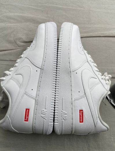 Supreme × Nike Air Force 1 Low "White"