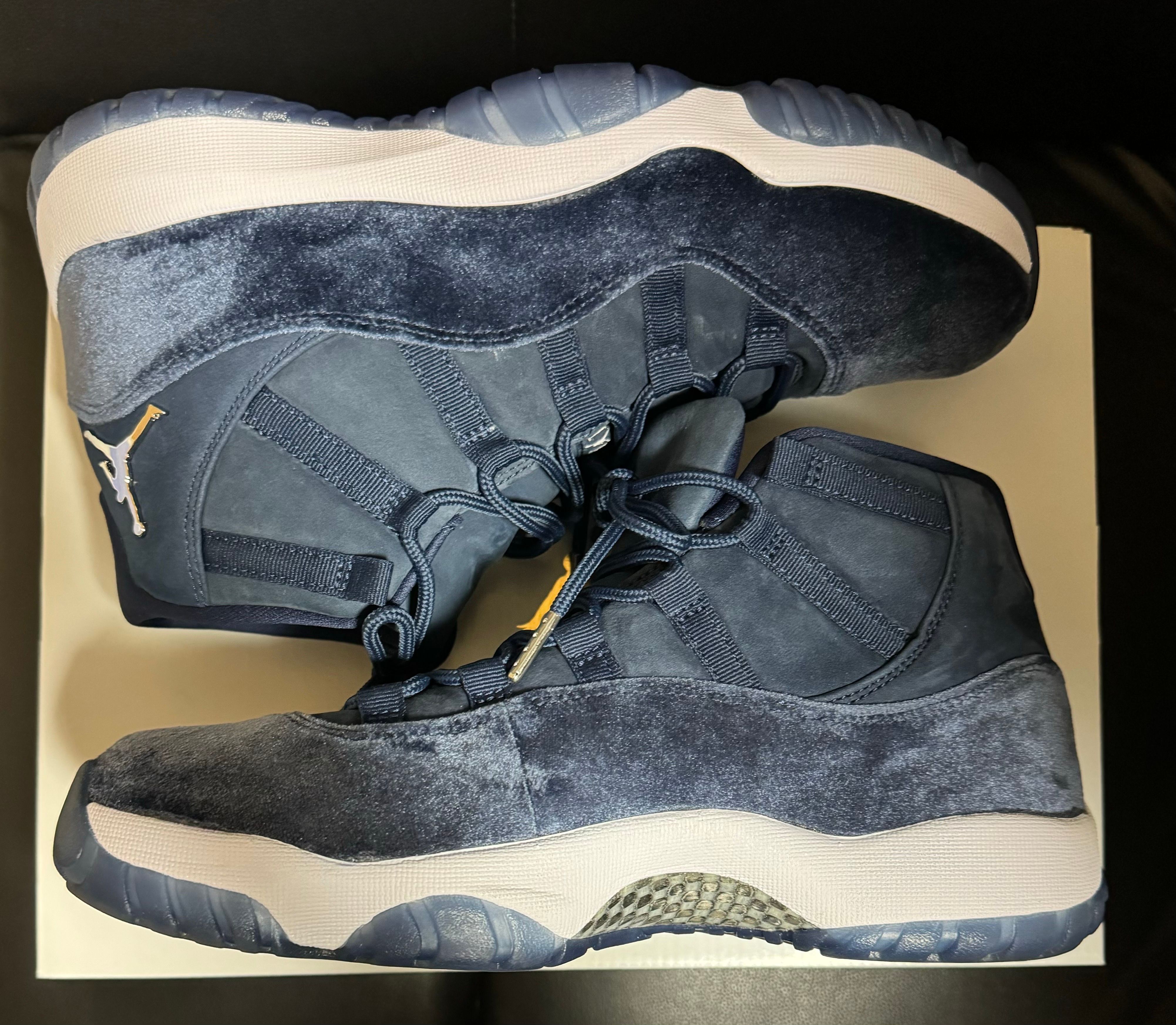 Nike Women's Air Jordan 11 "Midnight Navy"