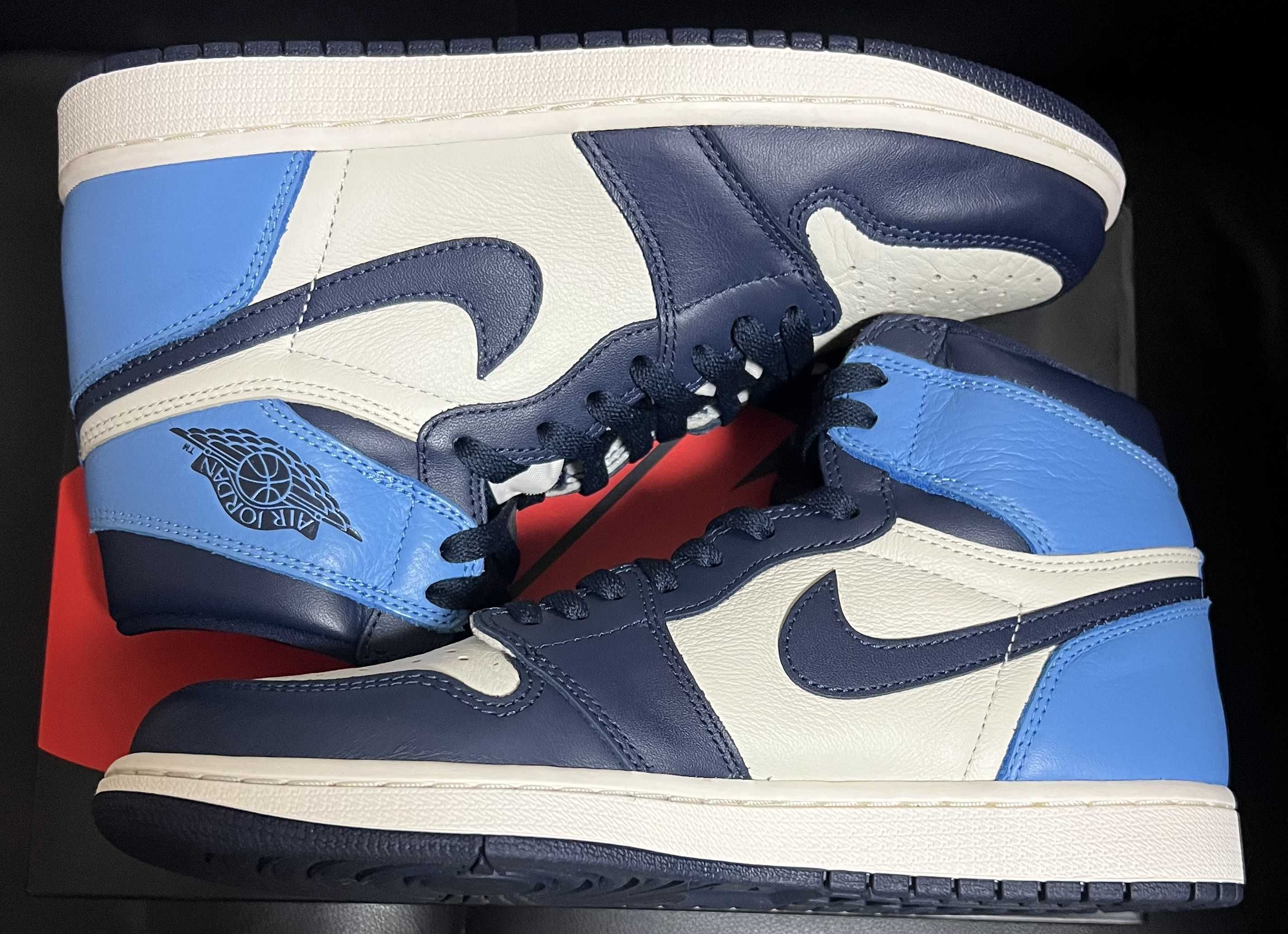 Nike Air Jordan 1 Retro High OG "Obsidian/University Blue"