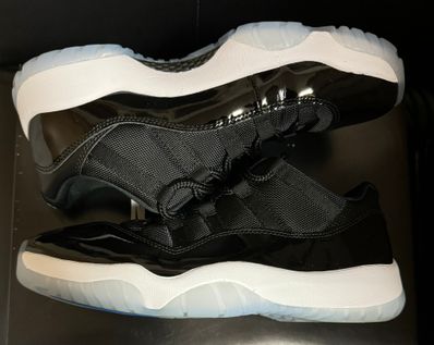 Nike Air Jordan 11 Retro Low "Black and Varsity Royal/Space Jam"