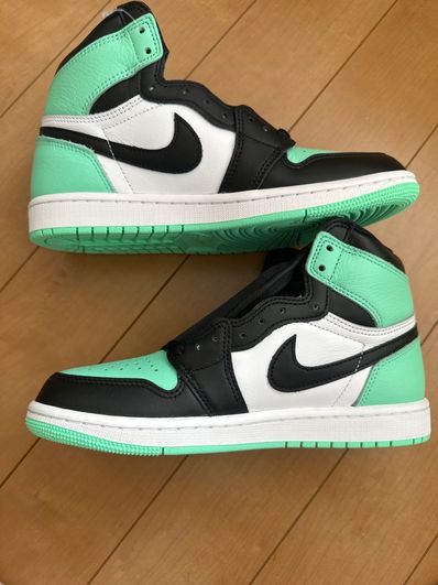 Nike Air Jordan 1 High OG "Green Glow"