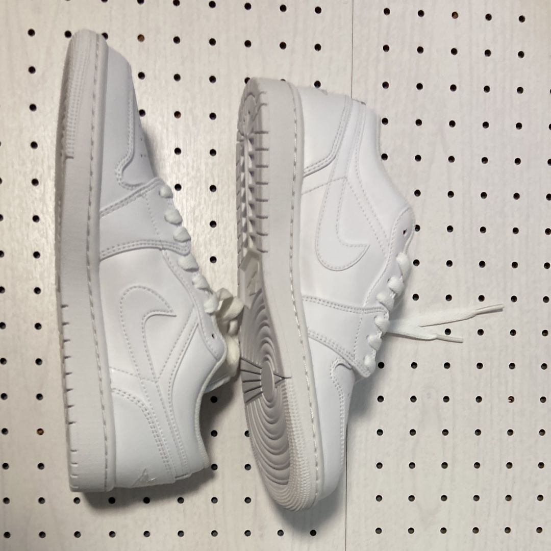 Nike Air Jordan 1 Low "Triple White" (2023)