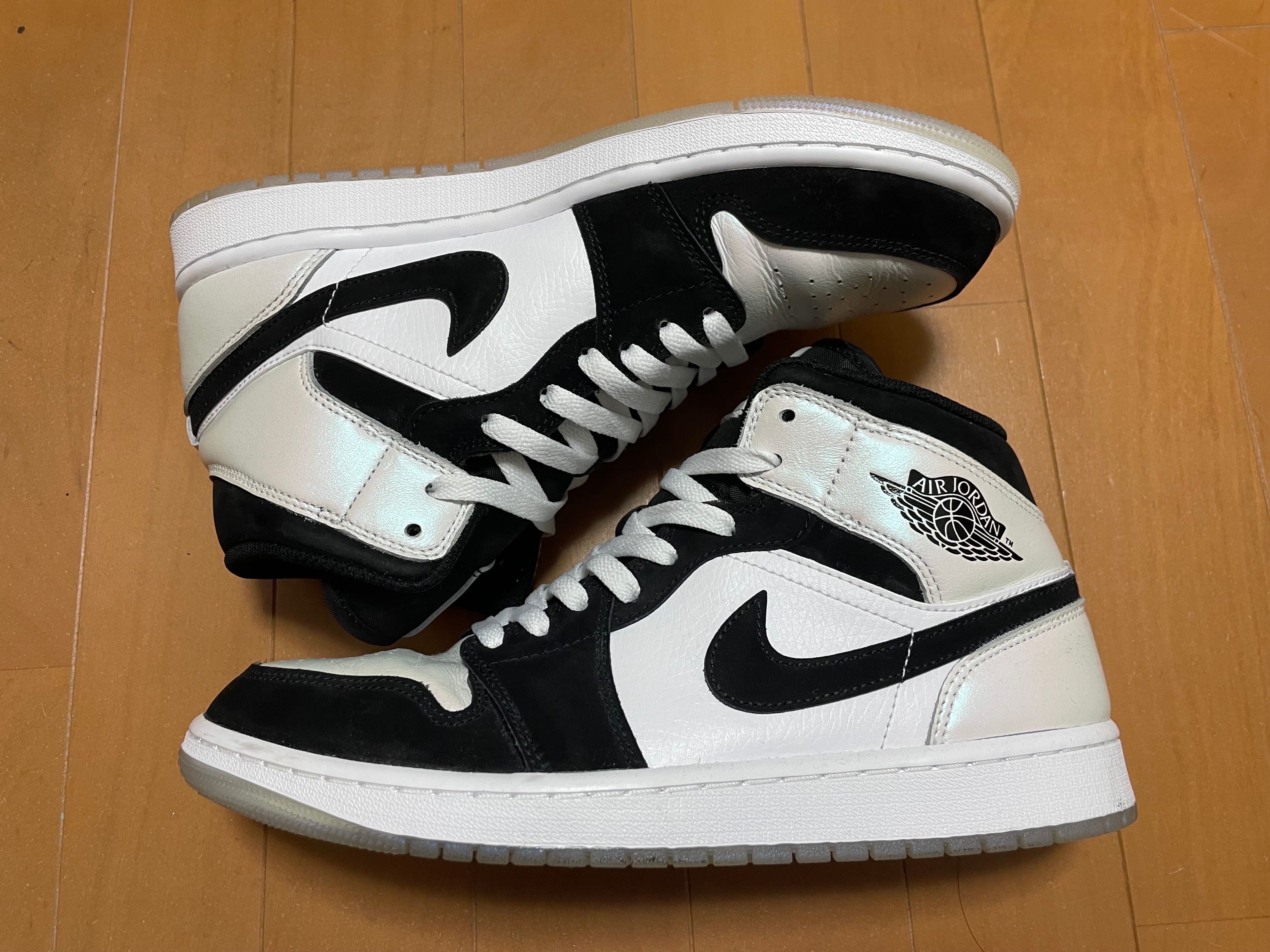 Nike Air Jordan 1 Mid "Omega/Black/White"