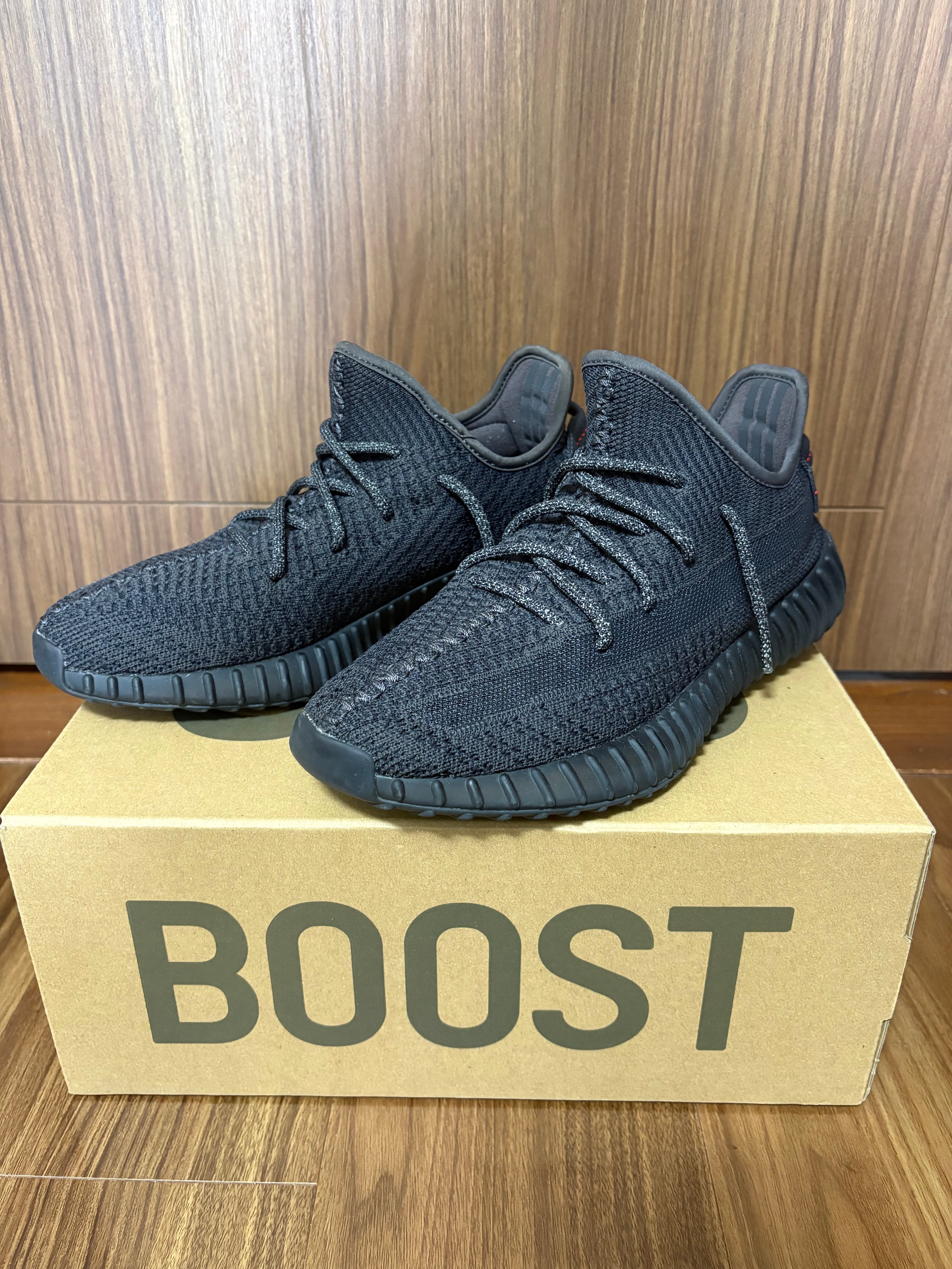 adidas YEEZY Boost 350 V2 "Black"