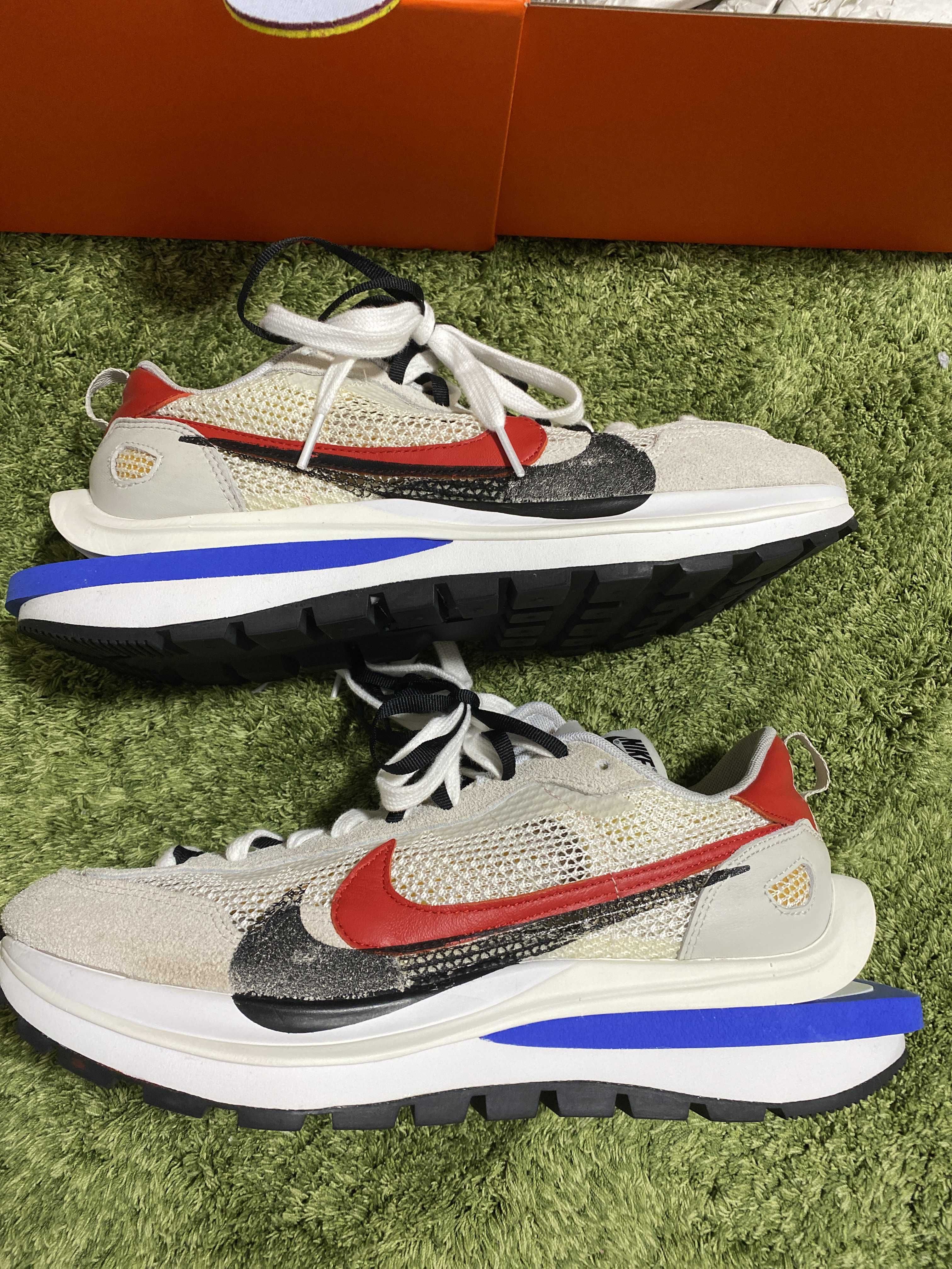 sacai × Nike Vapor Waffle "Royal Fuchsia"