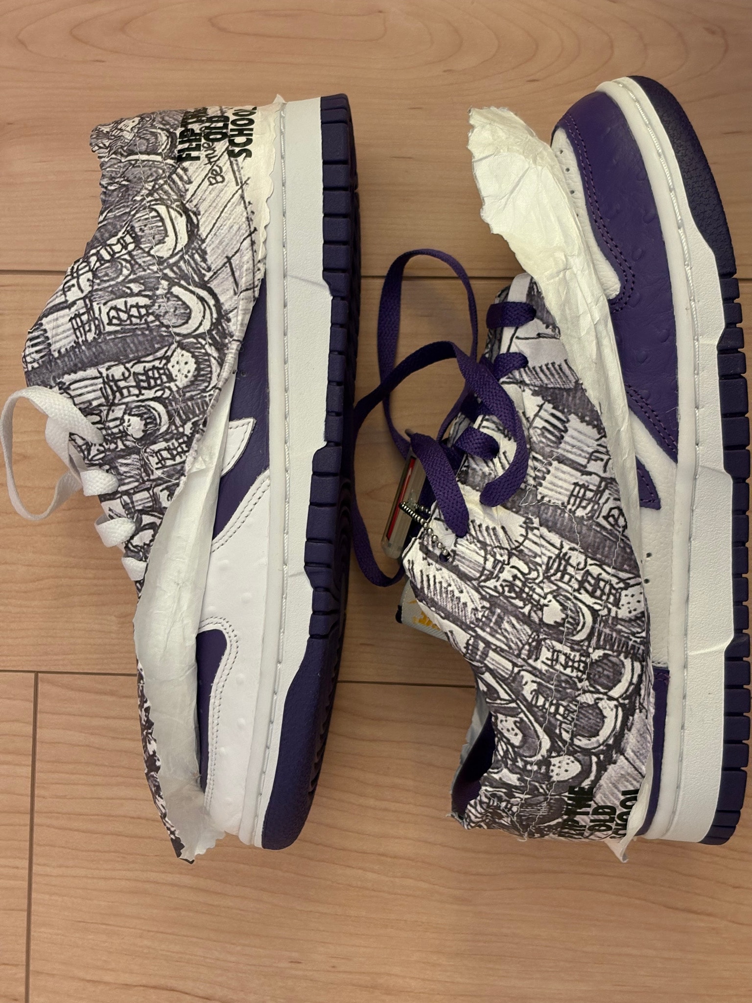 Nike Women's Dunk Low "Made You Look"