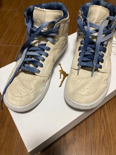 Nike Women's Air Jordan 1 Mid "Sanddrift/Indigo"