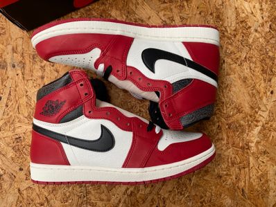 Nike Air Jordan 1 High OG "Lost & Found/Chicago"