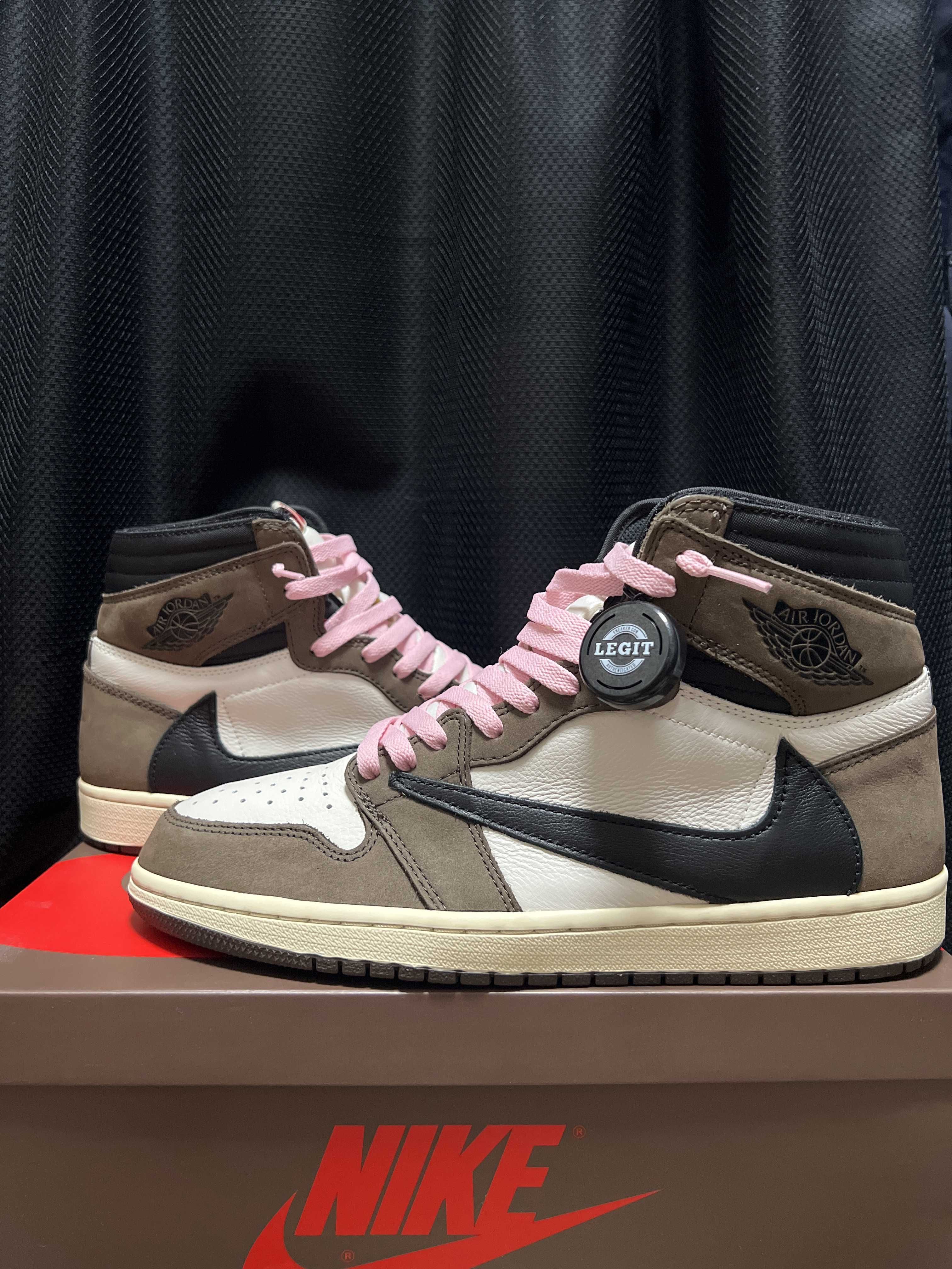 Travis Scott × Nike Air Jordan 1 Retro High OG TS SP "Sail/Dark Mocha"