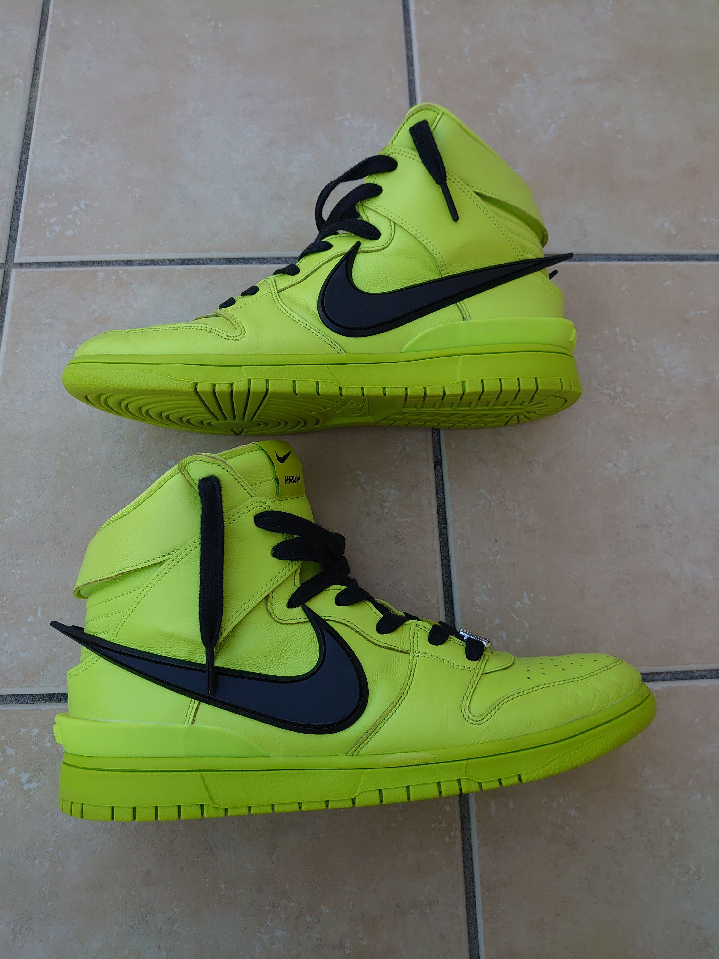 AMBUSH × NIKE DUNK HIGH "FLASH LIME"