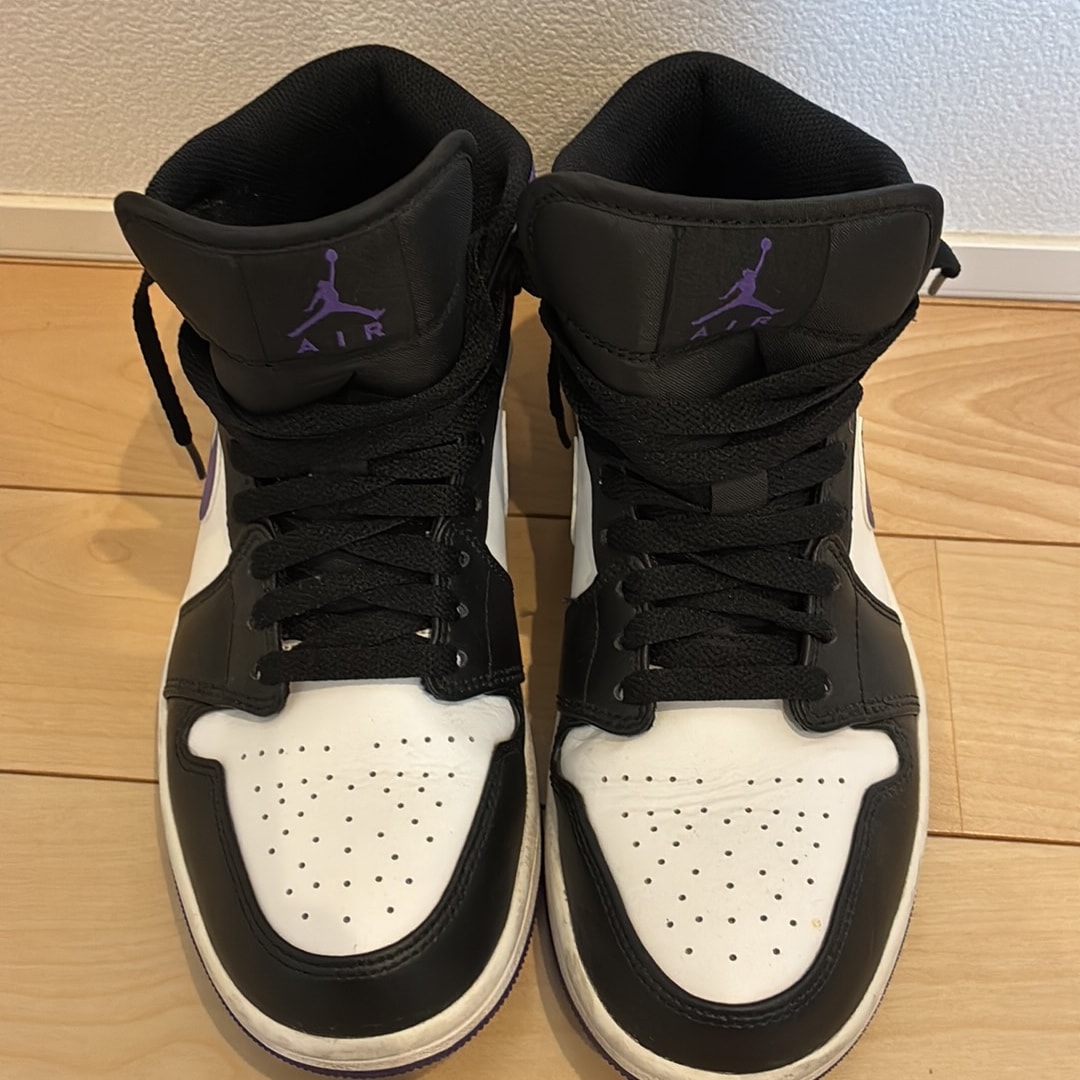 Nike Air Jordan 1 Mid "Black/Court Purple"