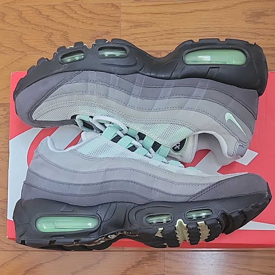 Nike Air Max 95 フレッシュミント エアーマックス 27.0 中古 Nike Air Max 95 