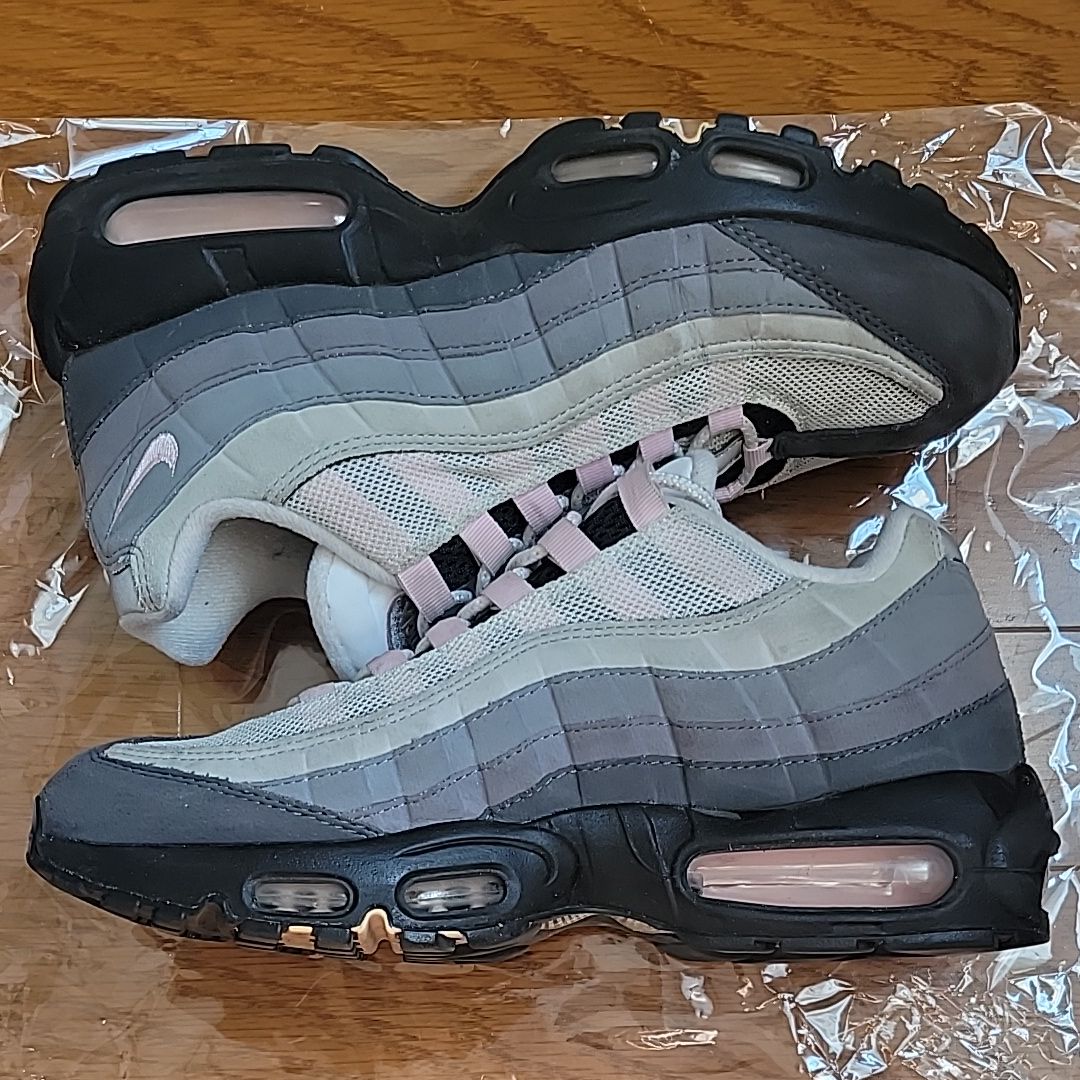 Nike Air Max 95 "Gunsmoke/Pink Foam"