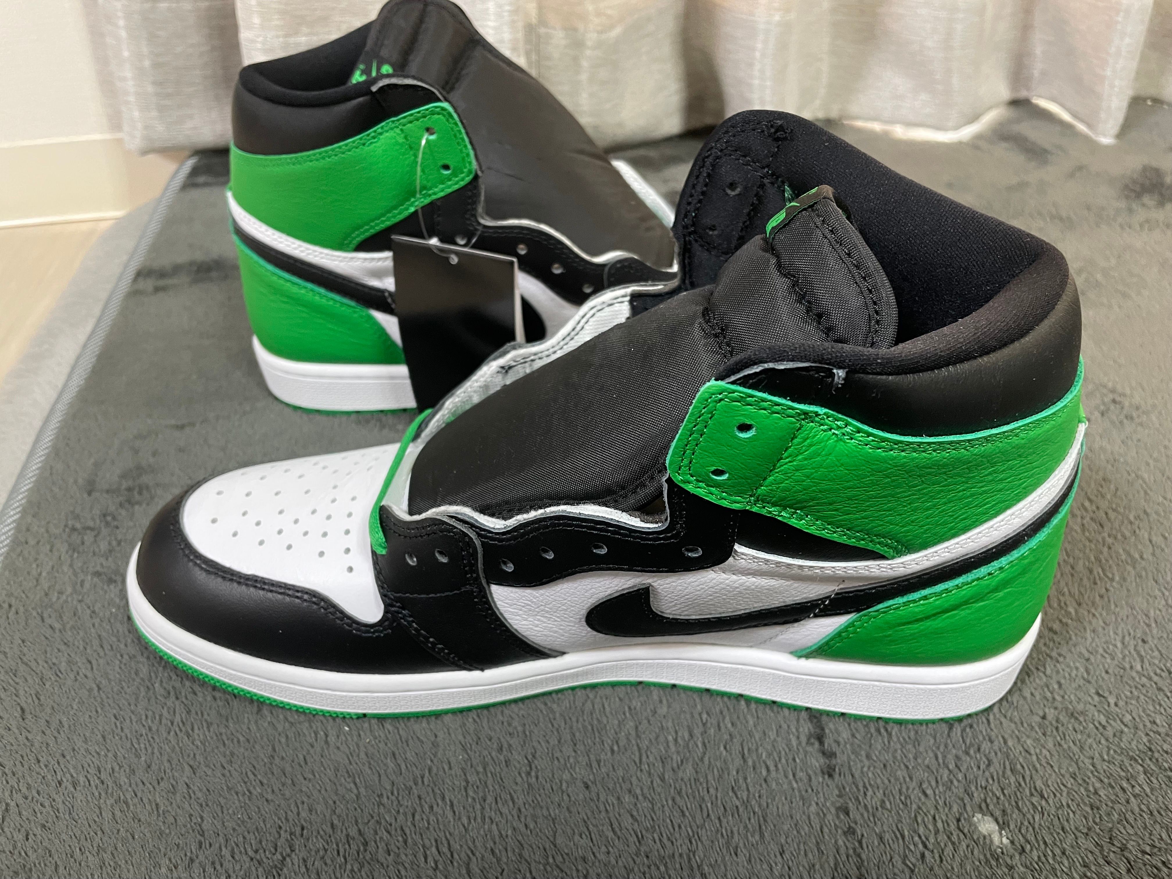 Nike Air Jordan 1 Retro High OG "Celtics/Black and Lucky Green" (2023)