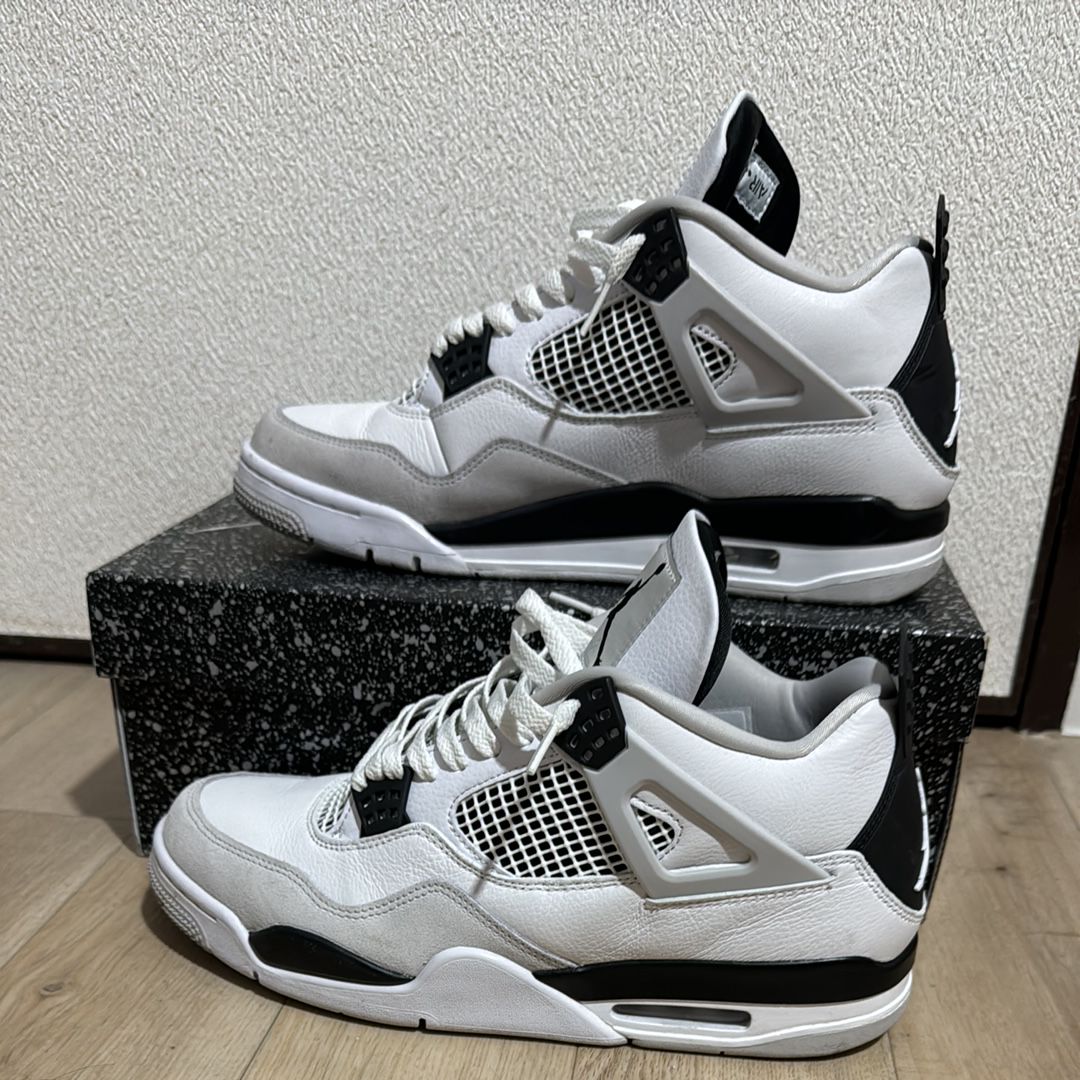 Nike Air Jordan 4 "Military Black"