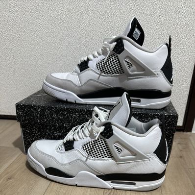 Nike Air Jordan 4 "Military Black"