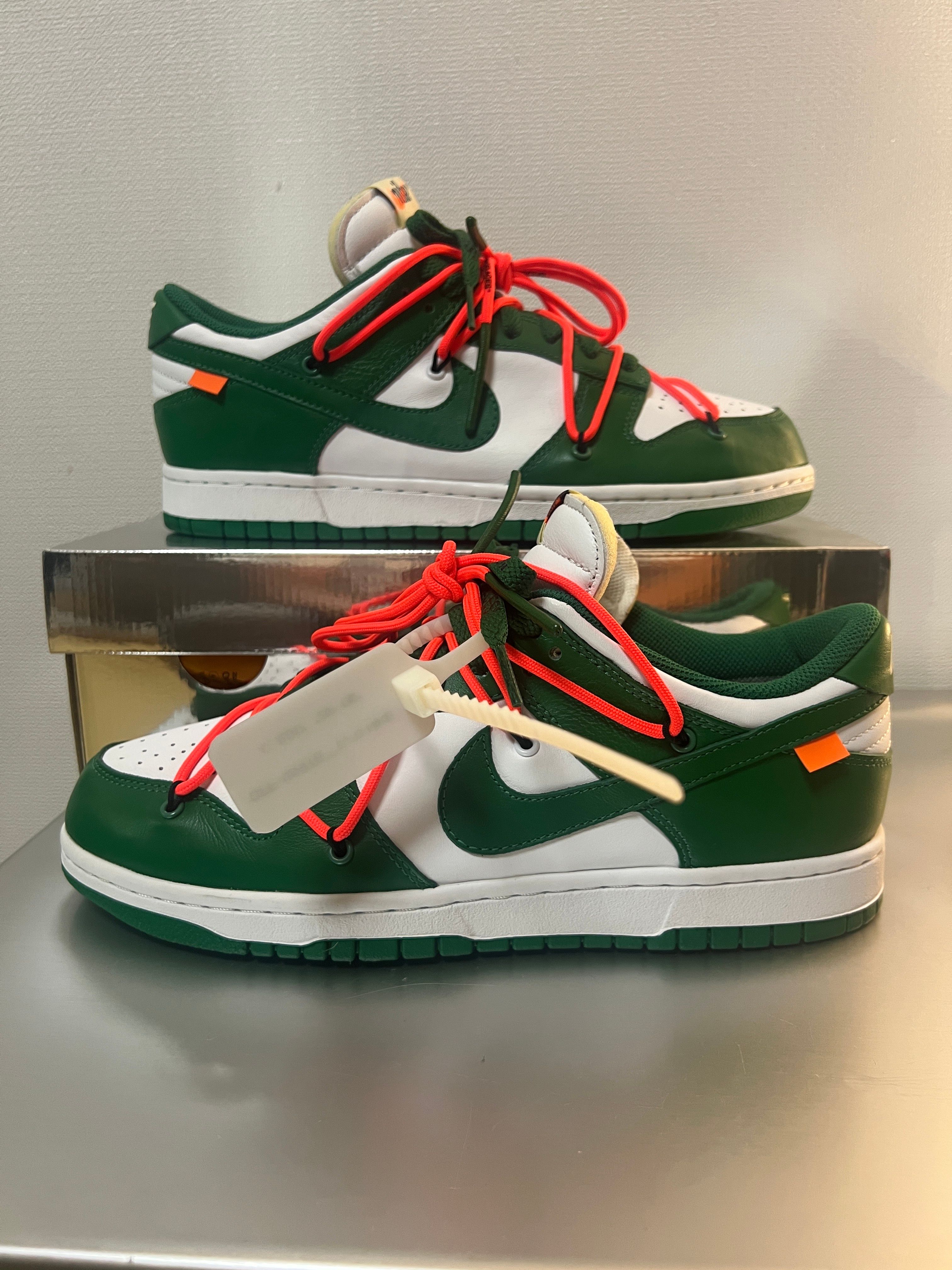 Off-White × Nike Dunk Low "White/Pine Green"