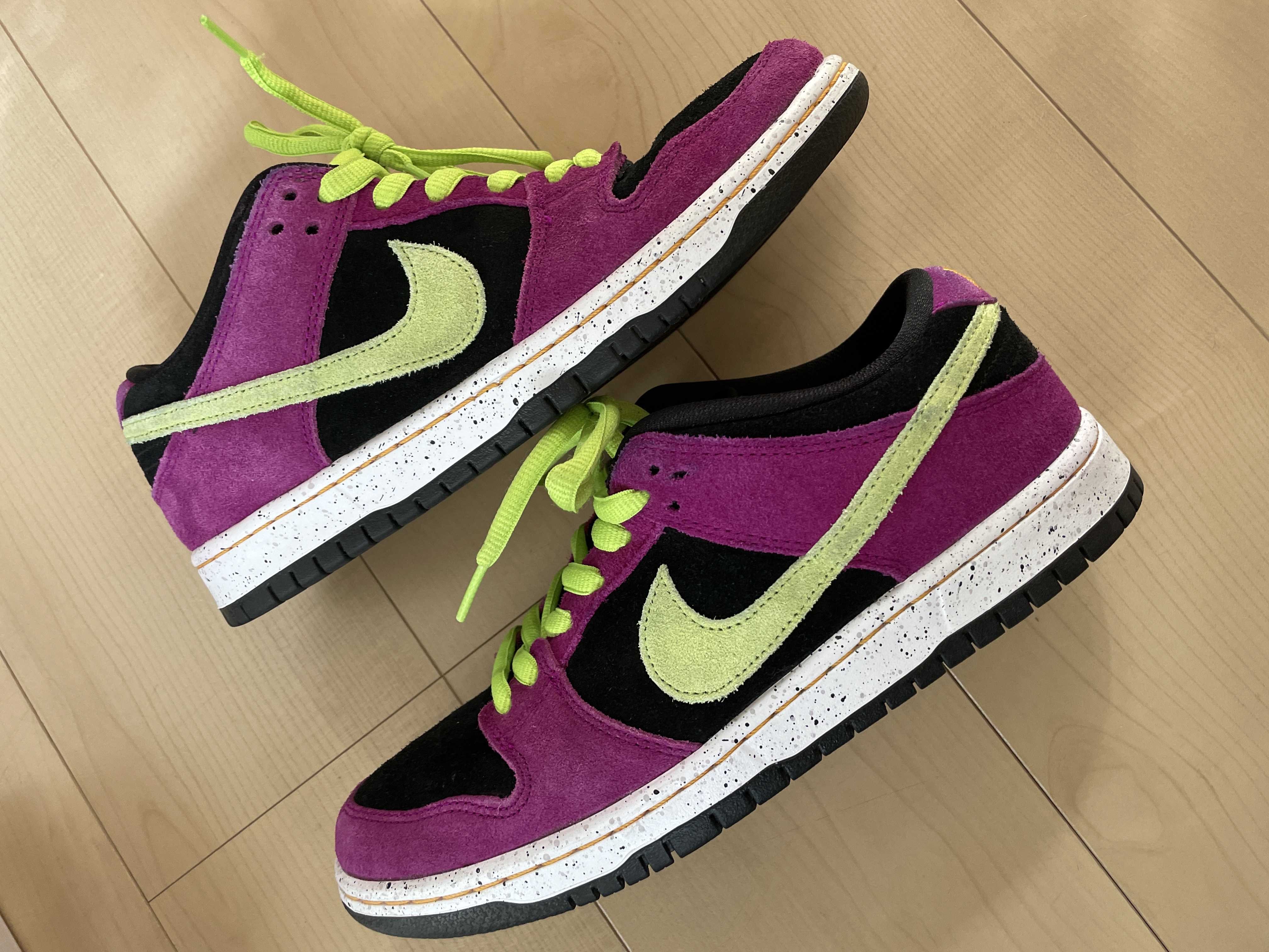 Nike SB Dunk Low "Red Plum"