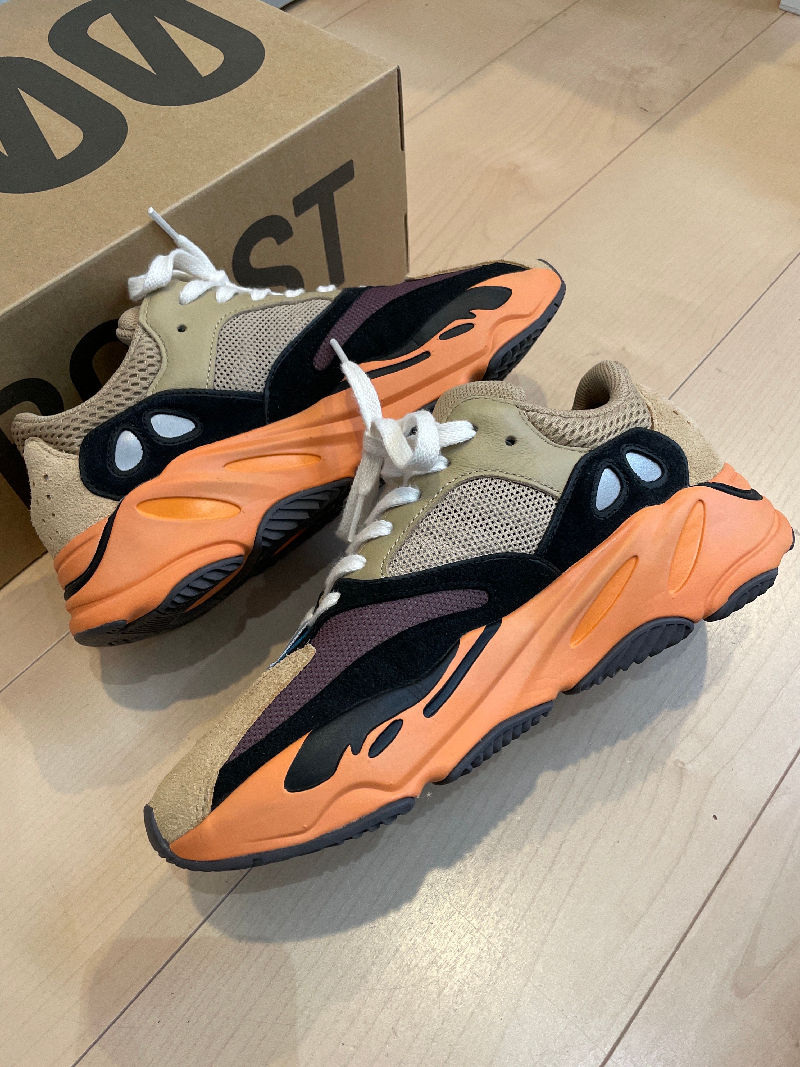 adidas YEEZY Boost 700 "Enflame Amber"