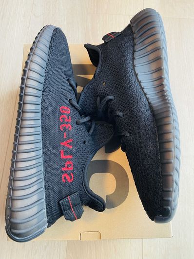 adidas YEEZY Boost 350 V2 "Core Black/Red" (2020)