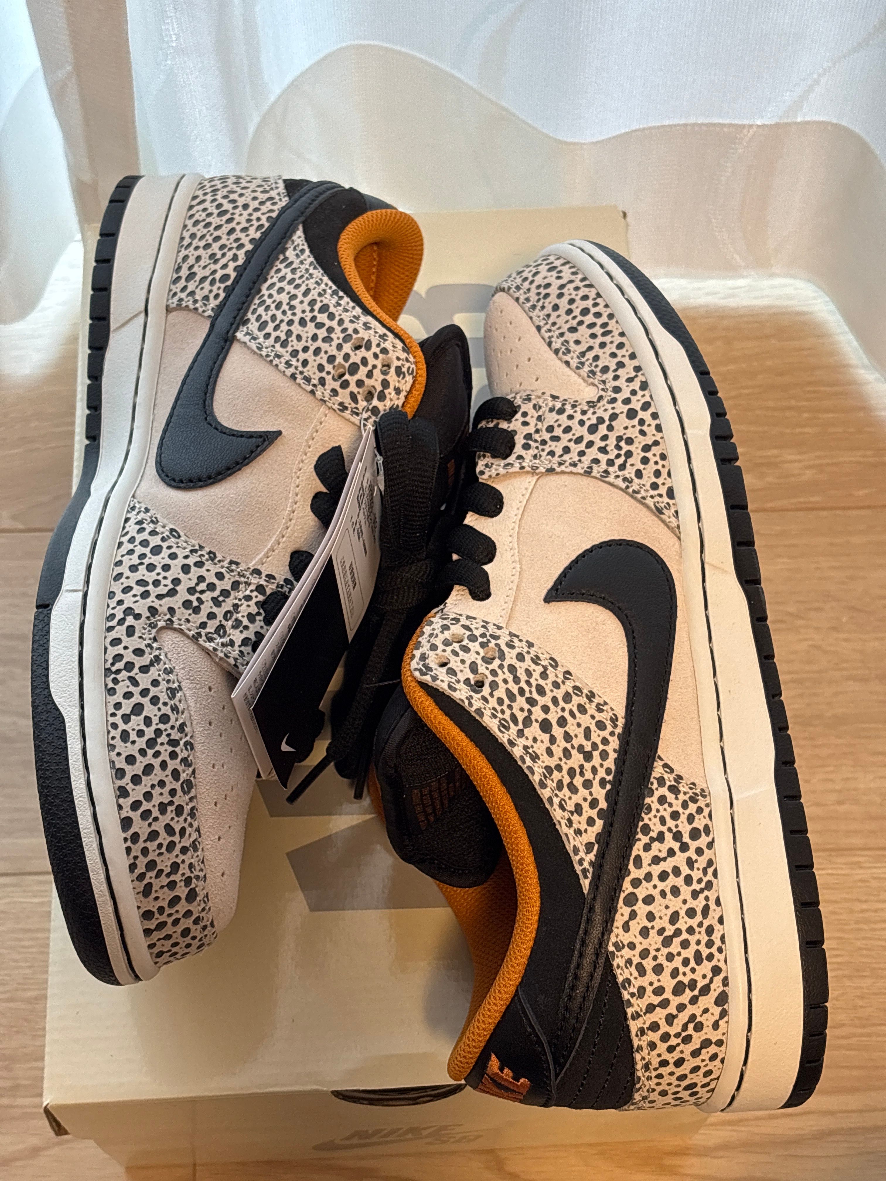 Nike SB Dunk Low Pro Electric Safari "Phantom and Black"