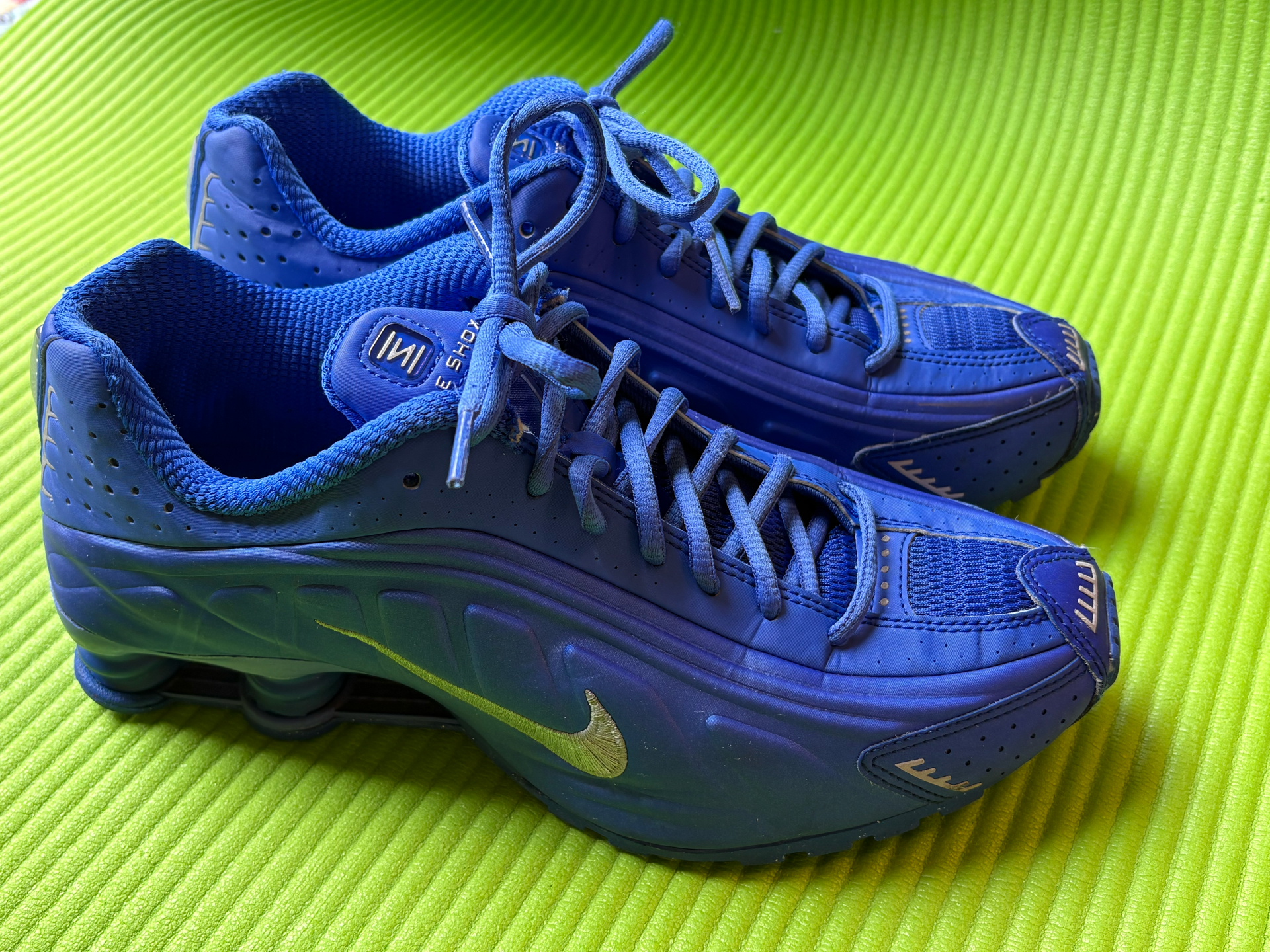 Nike Women's Shox R4 "Racer Blue and Metallic Silver"