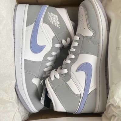 Nike Women's Air Jordan 1 Mid "Wolf Grey"