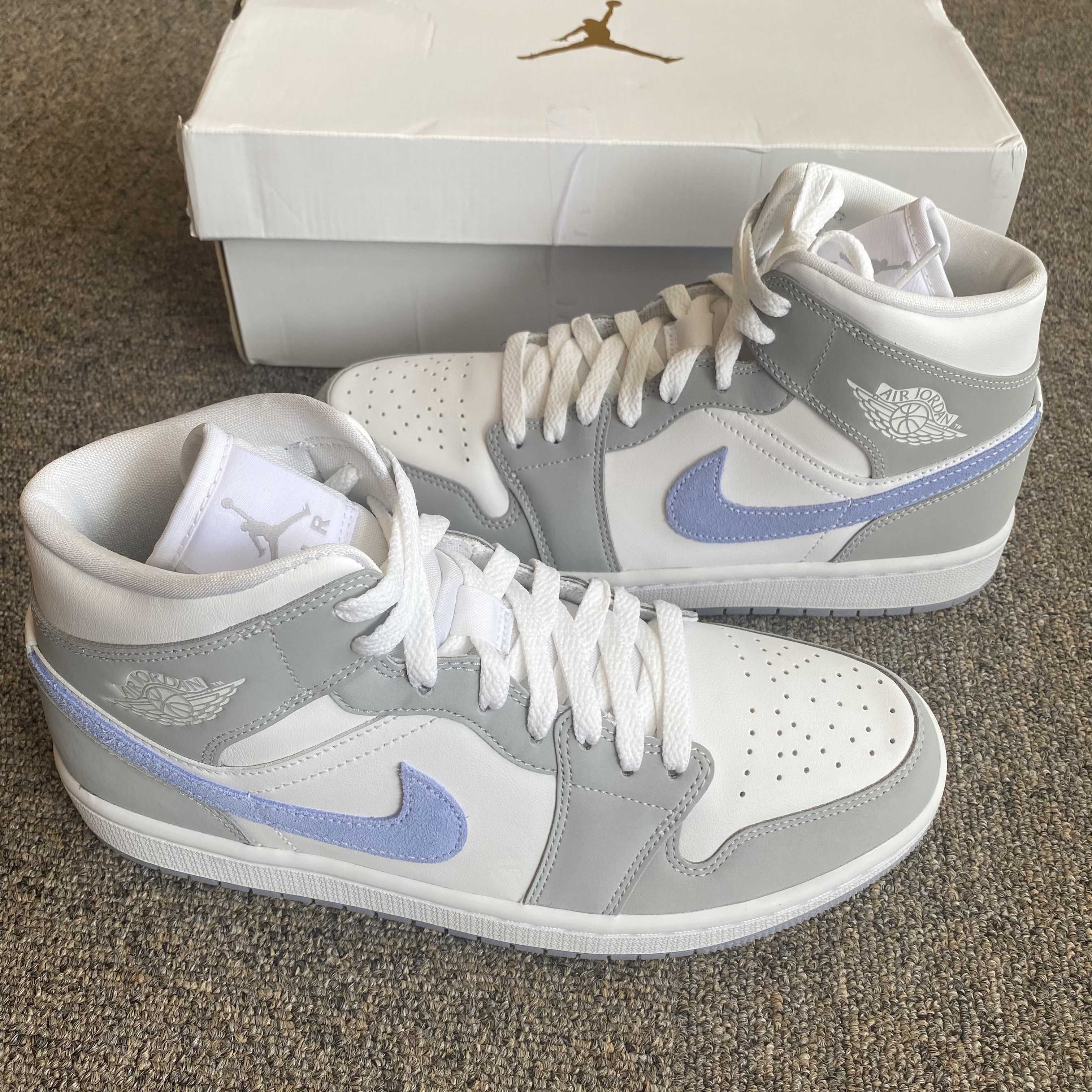 Nike Women's Air Jordan 1 Mid "Wolf Grey"