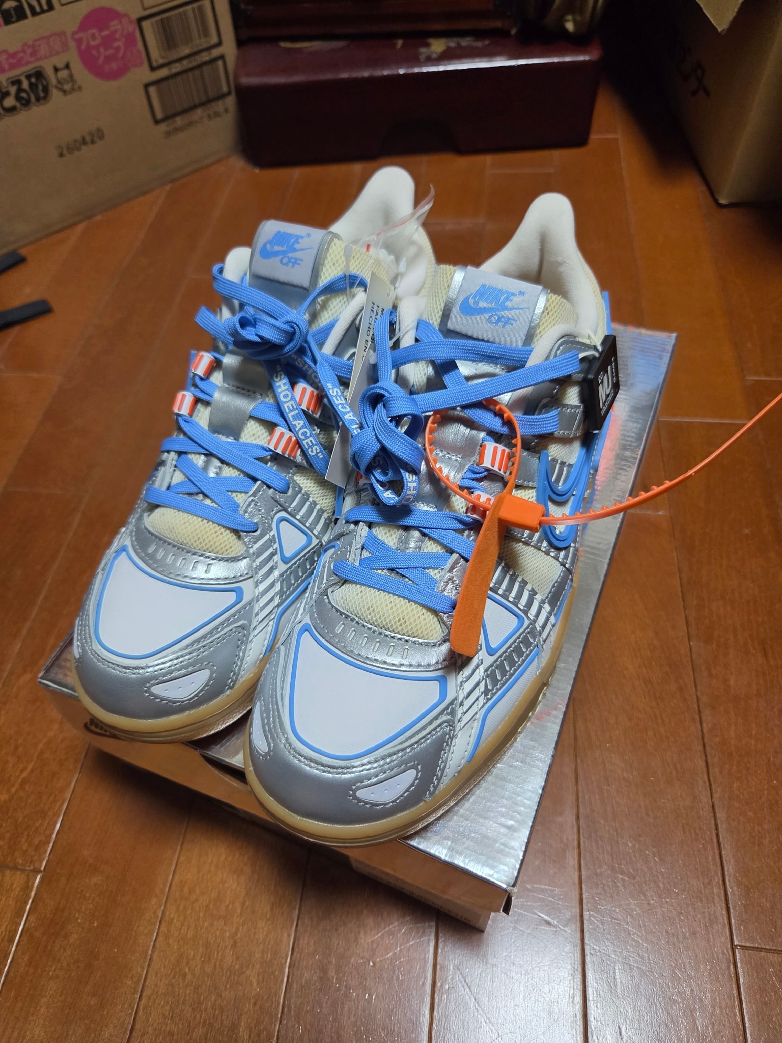 Off-White × Nike Air Rubber Dunk "White/University Blue" 