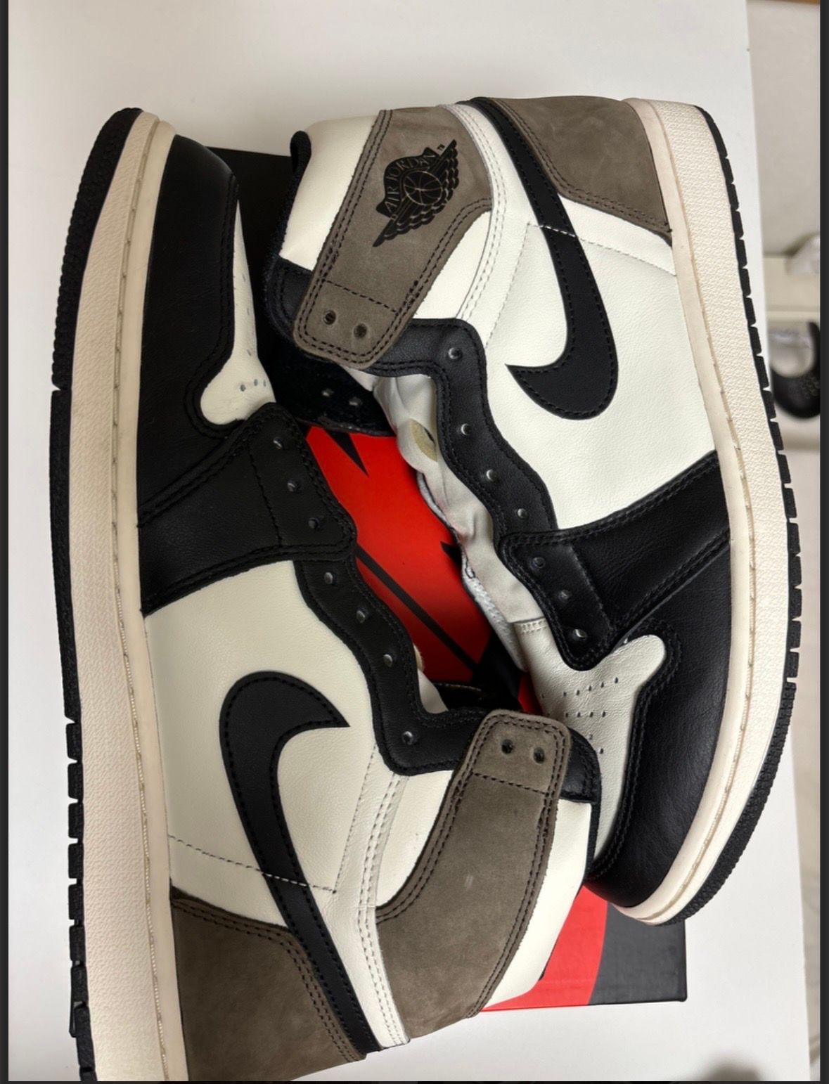 Nike Air Jordan 1 High OG "Sail/Dark Mocha/Black"