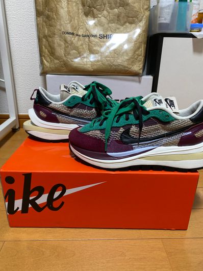 sacai × Nike Vapor Waffle "String/Red/Green"
