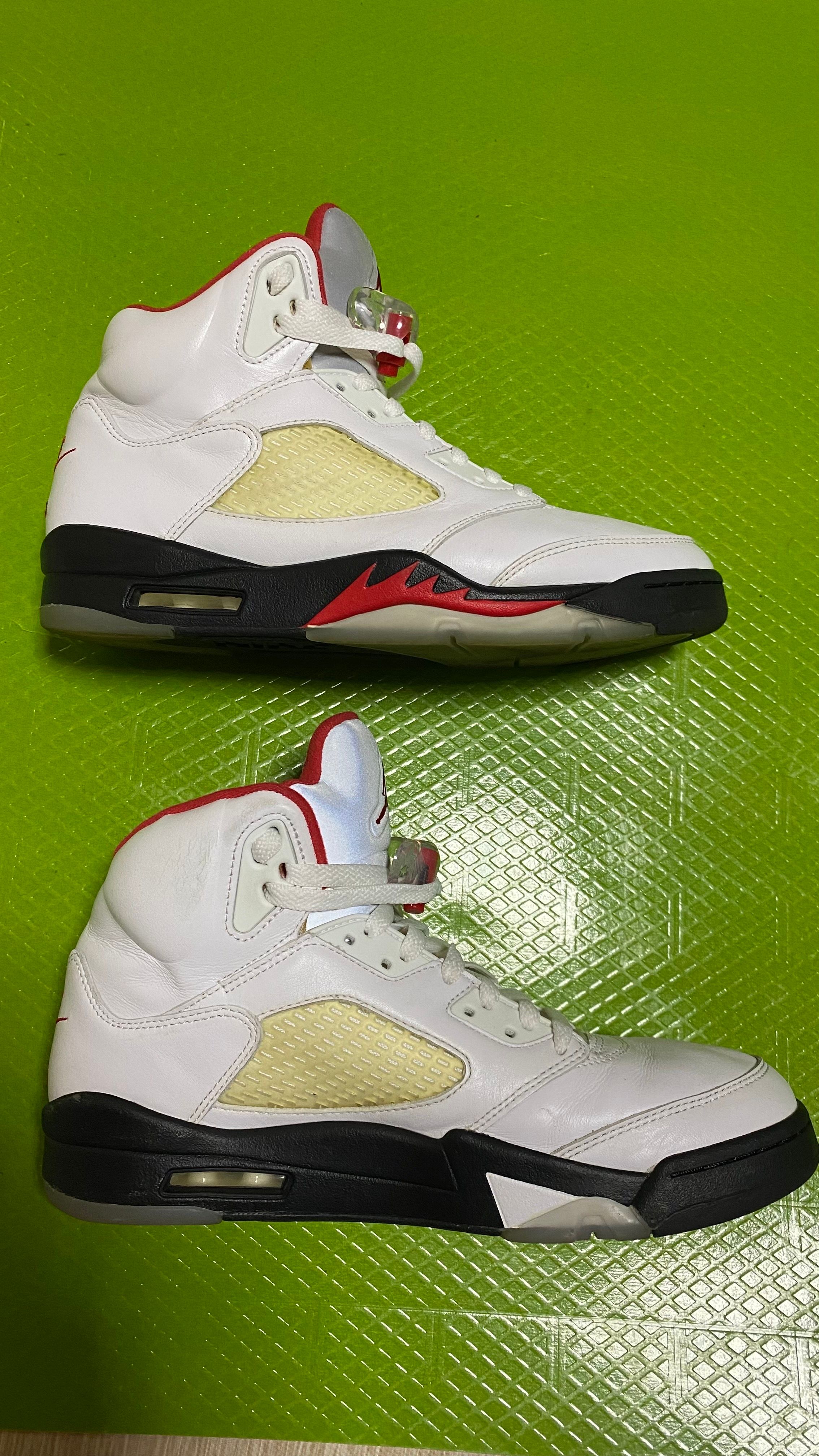 Nike Air Jordan 5 Retro "Fire Red" (2020)