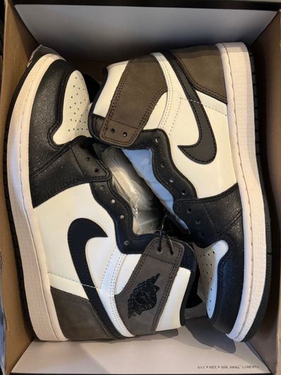 Nike Air Jordan 1 High OG "Sail/Dark Mocha/Black"