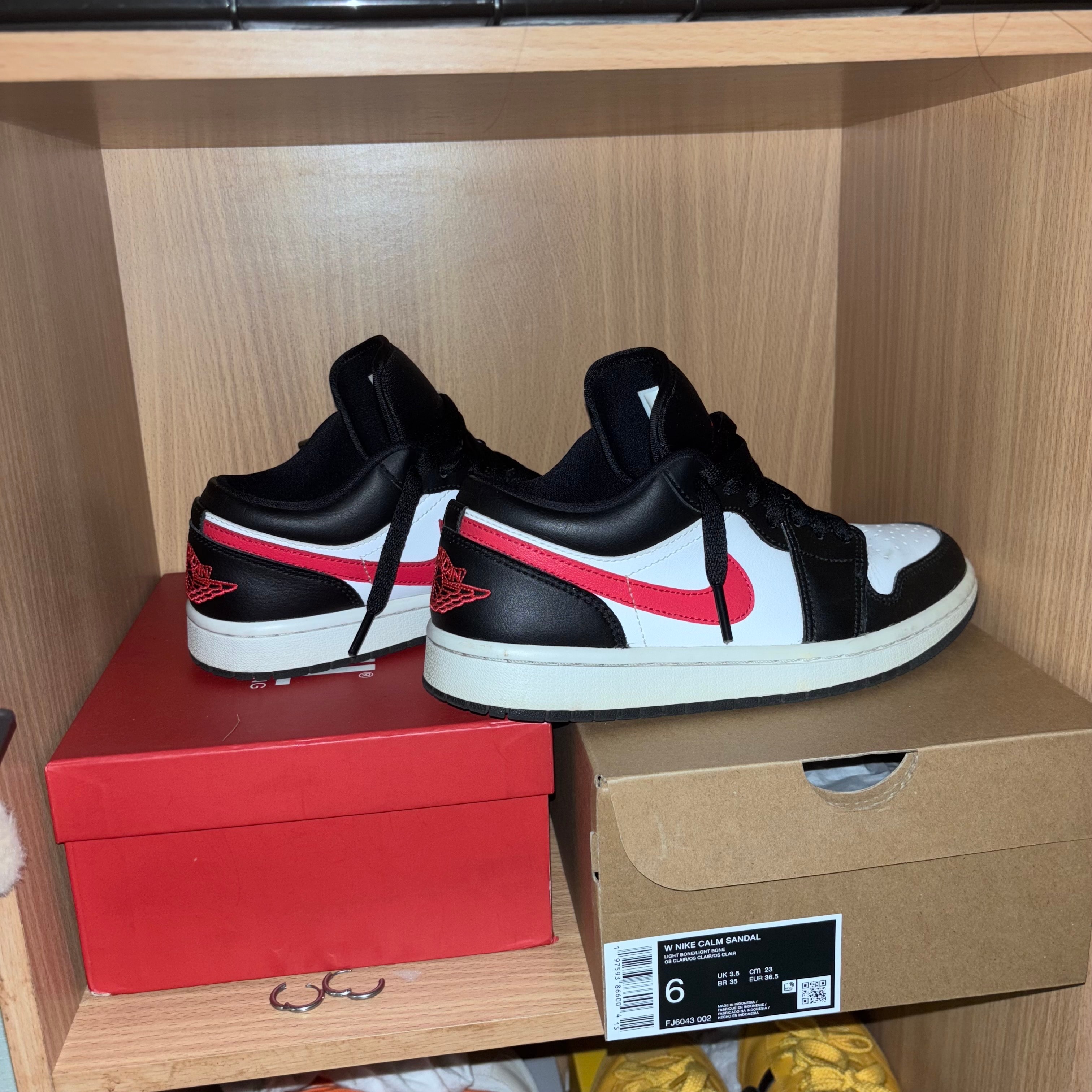 NIKE Women's AIR JORDAN 1 LOW "BLACK/SIREN RED/WHITE"