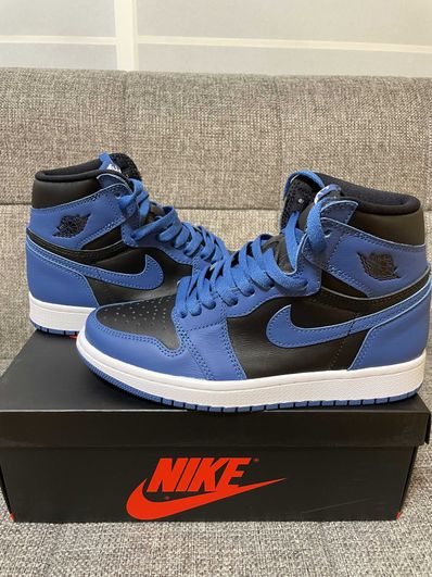 Nike Air Jordan 1 Retro High OG "Dark Marina Blue"