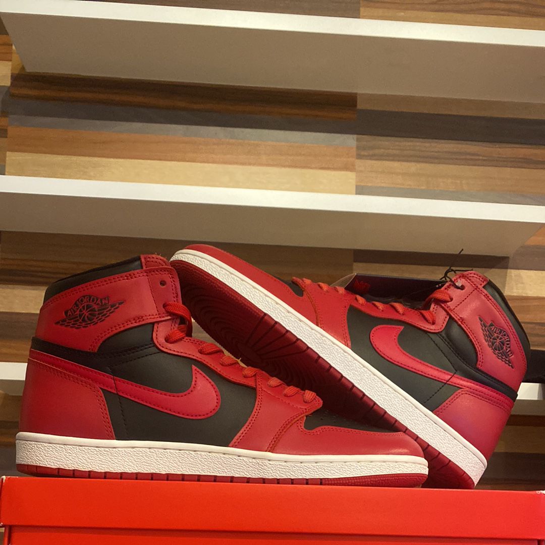 Nike Air Jordan 1 High ’85 "Varsity Red"