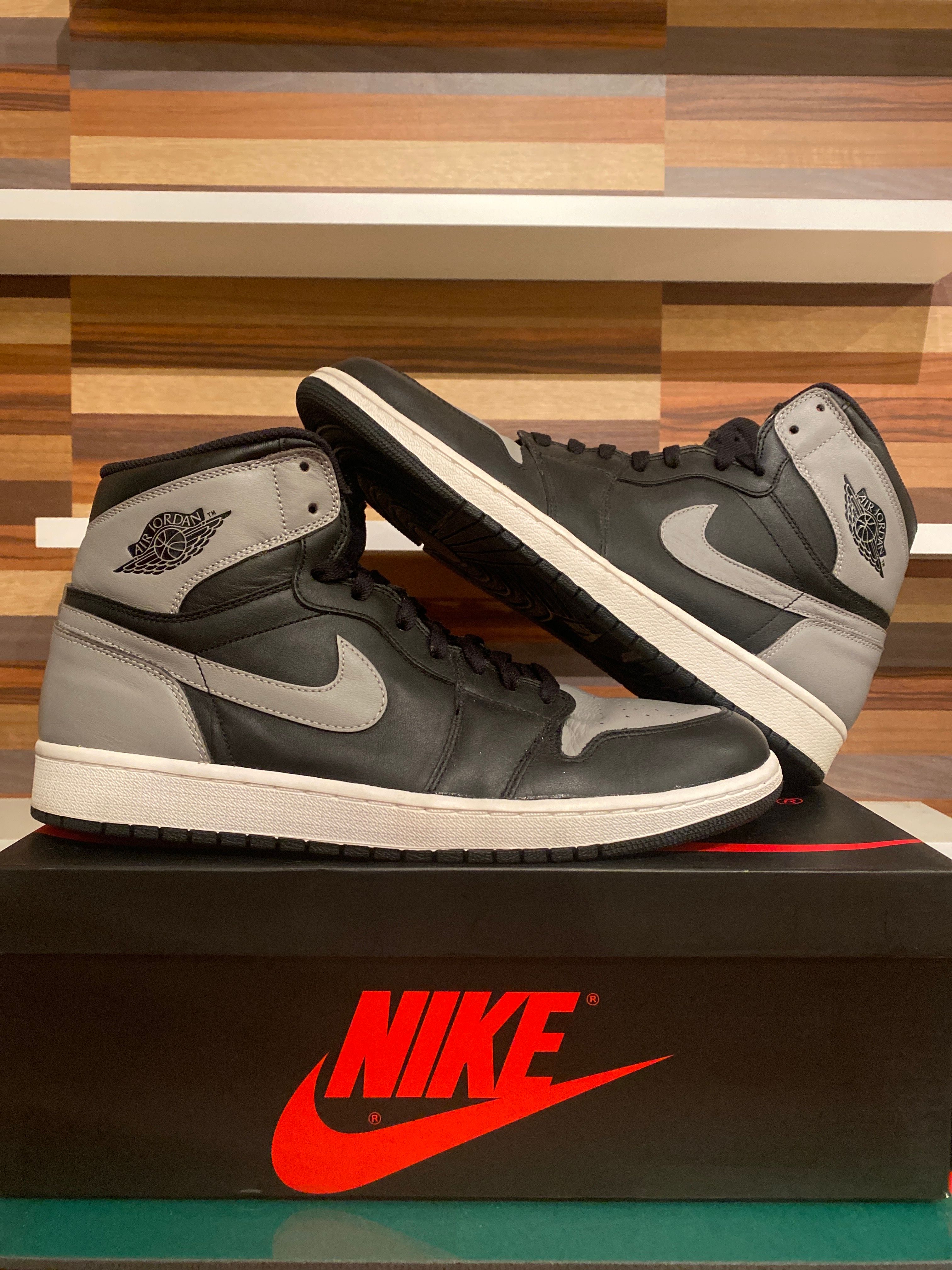 Nike Air Jordan 1 Retro High "Shadow"(2013)