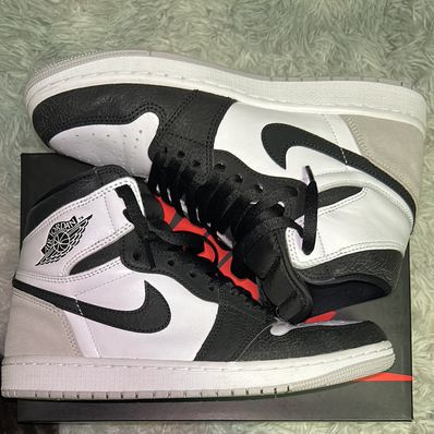 Nike Air Jordan 1 High OG "Bleached Coral"