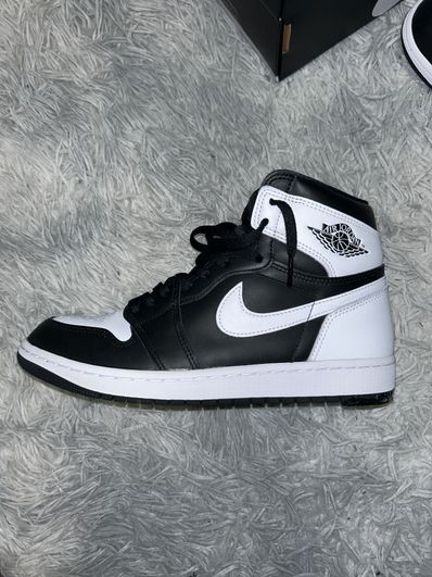 Nike Air Jordan 1 Retro High OG "Black/White"