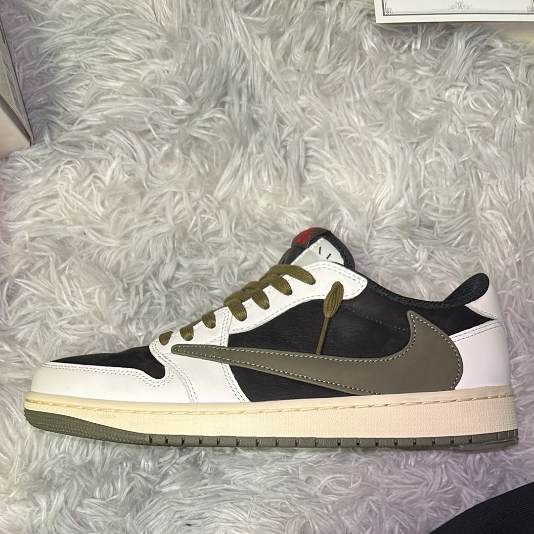 Travis Scott × Nike Women's Air Jordan 1 Low OG "Medium Olive"
