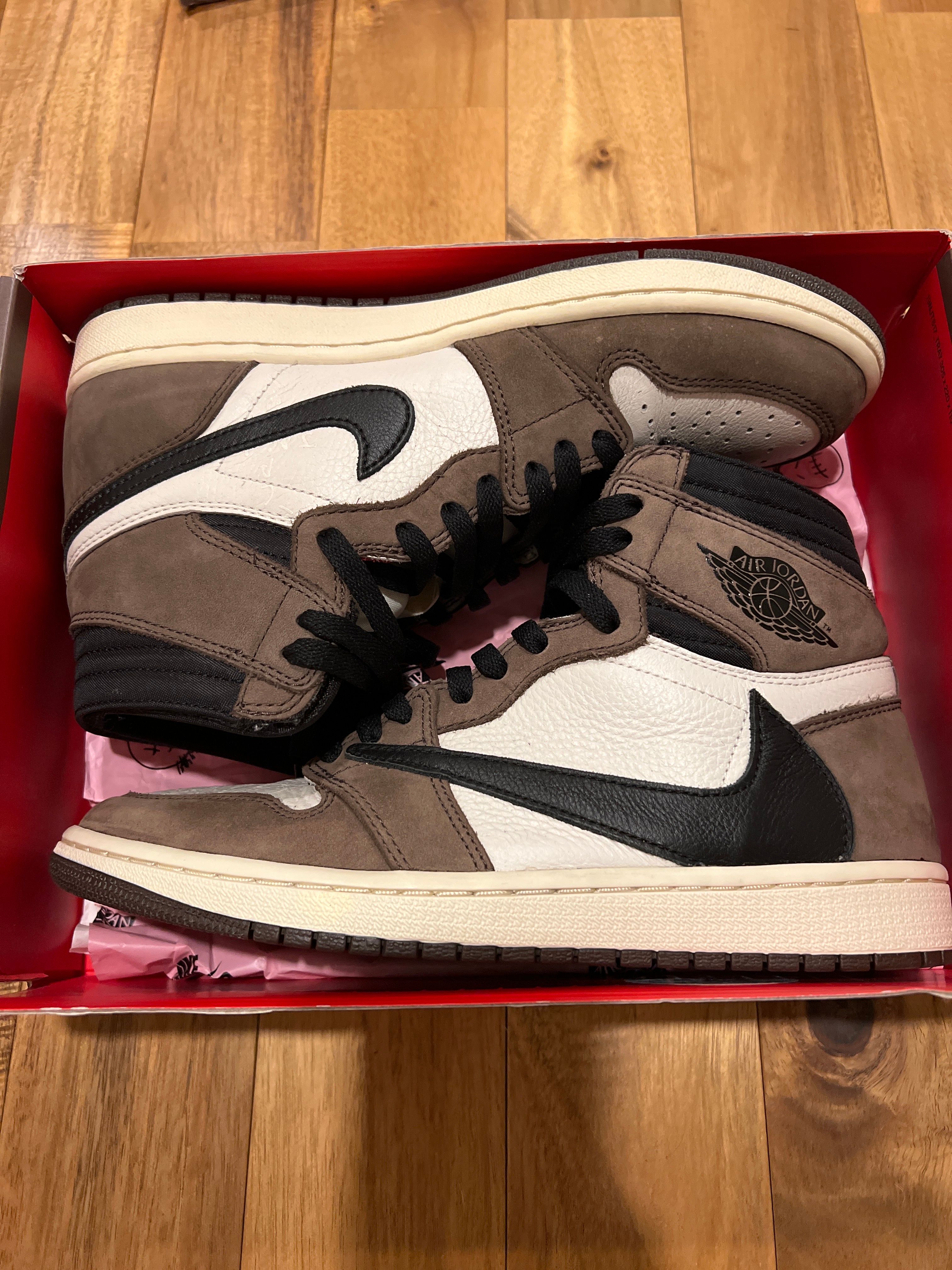 Travis Scott × Nike Air Jordan 1 Retro High OG TS SP "Sail/Dark Mocha"