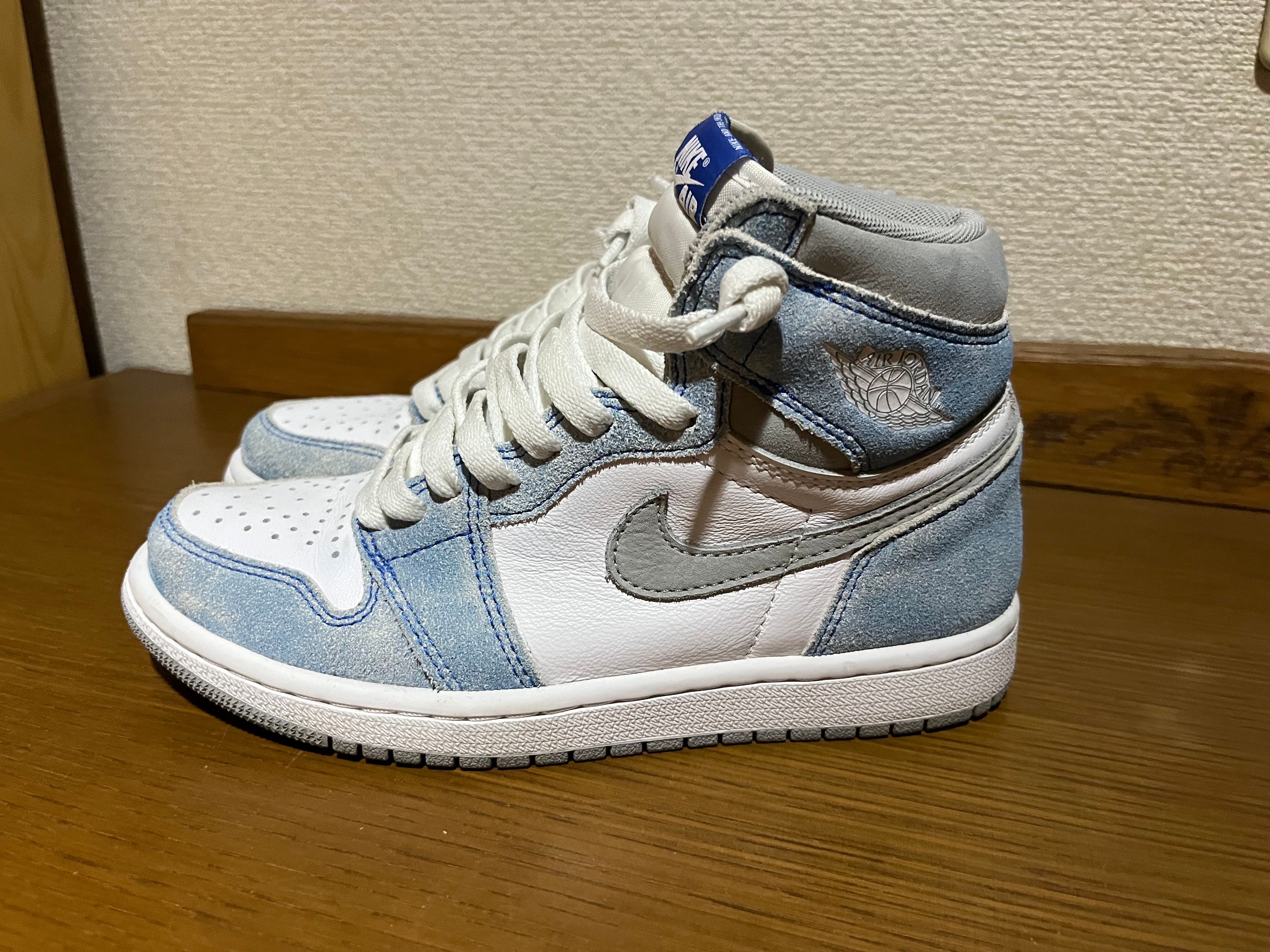 Nike Air Jordan 1 High OG "Hyper Royal"