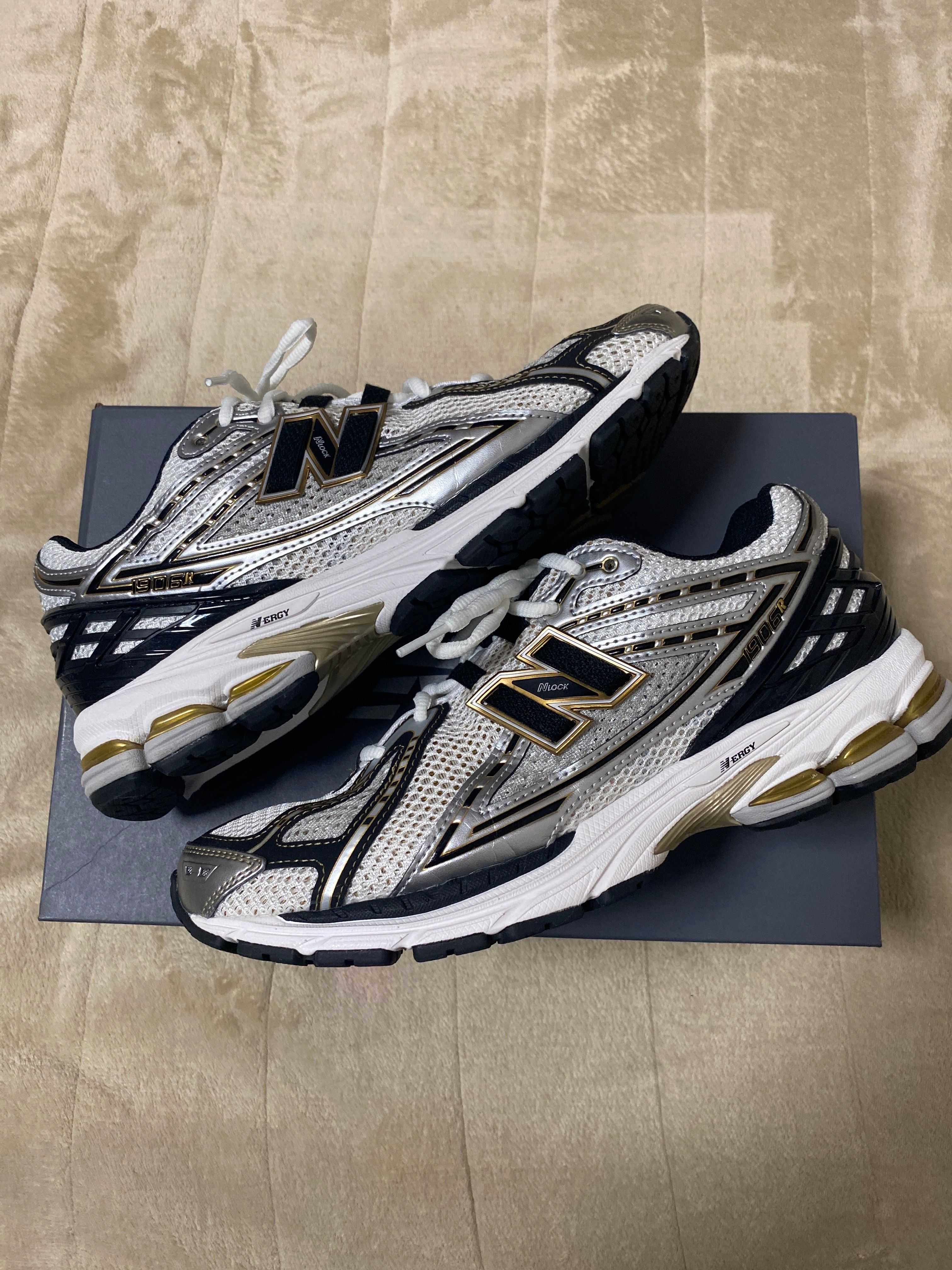 New Balance 1906R "Silver"