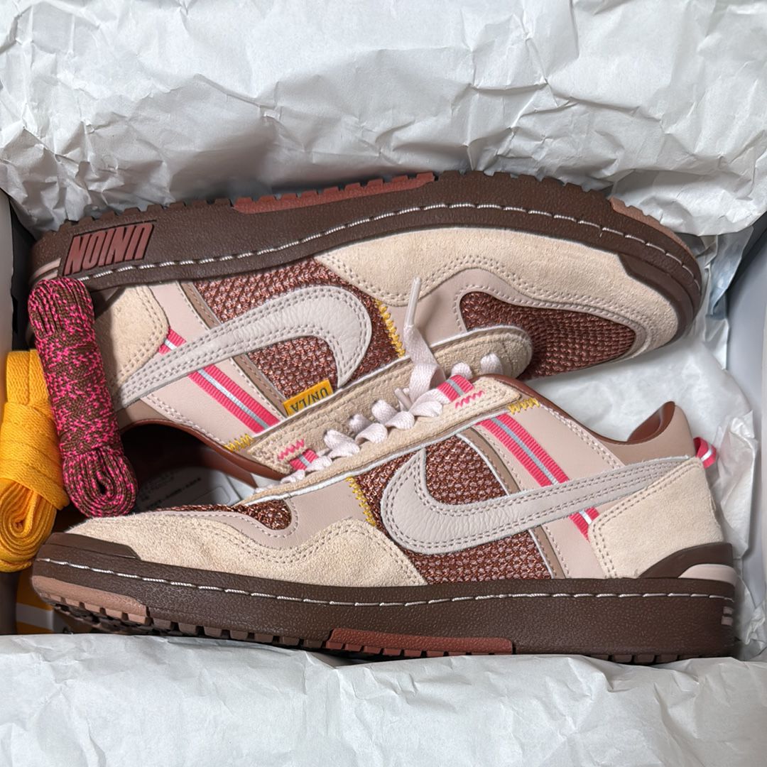 UNION × Nike Field General SP "Guava"