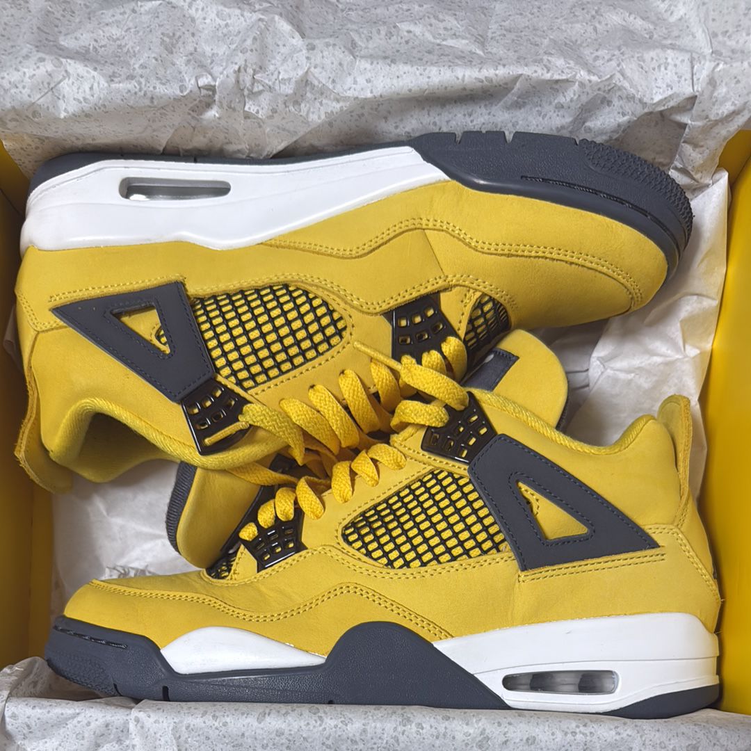 Nike Air Jordan 4 "Tour Yellow"
