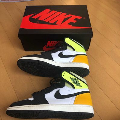 Nike Air Jordan 1 High OG "Volt Gold"